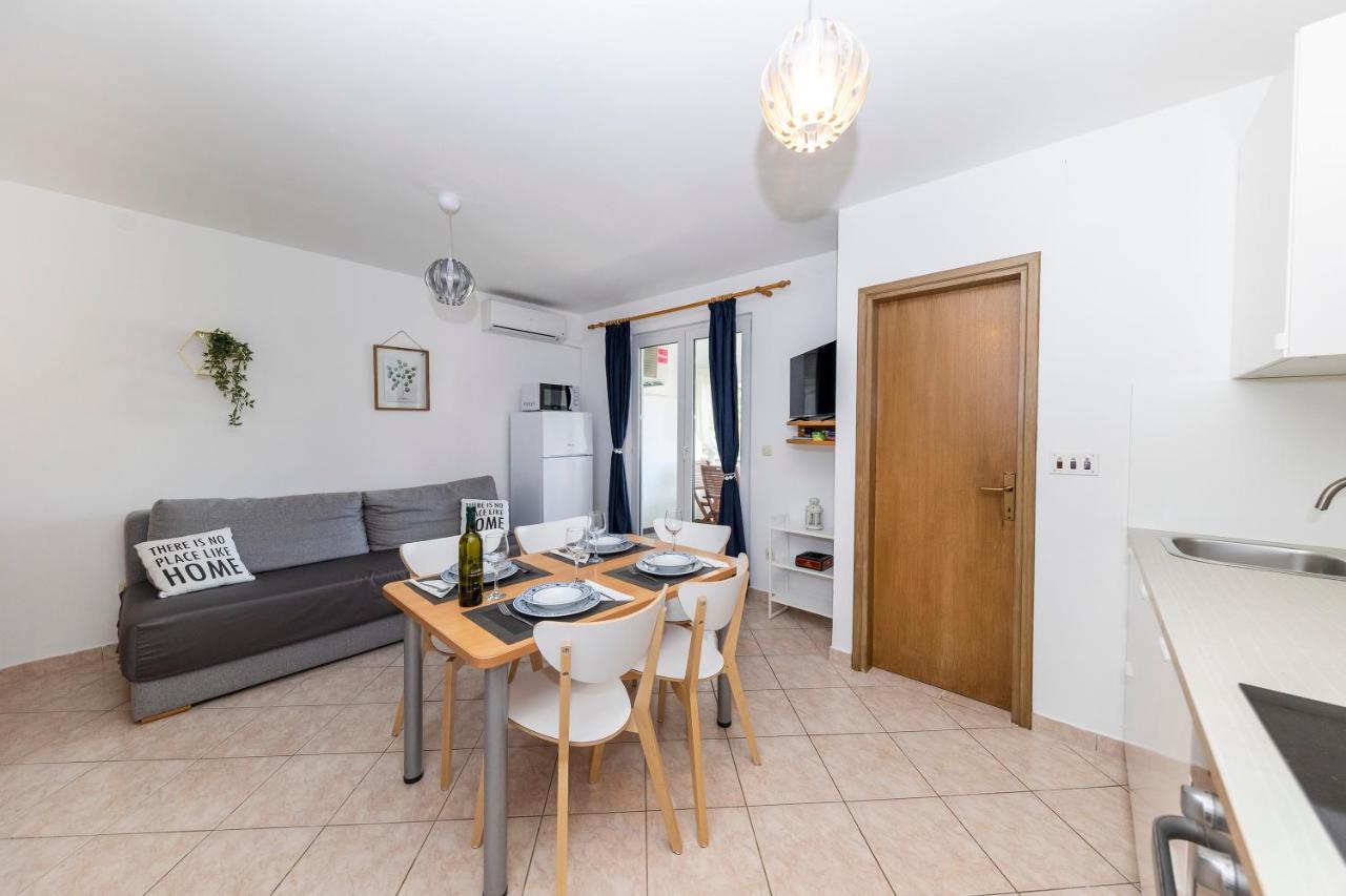 Apartmani Maestral Dobropoljana Εξωτερικό φωτογραφία